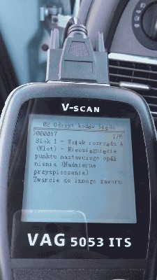 WaĹek rozrzÄdu A nieosiÄgniÄcie punktu nastawczego (nadmierne przyspieszenie) zwarcie do innego zaworu
