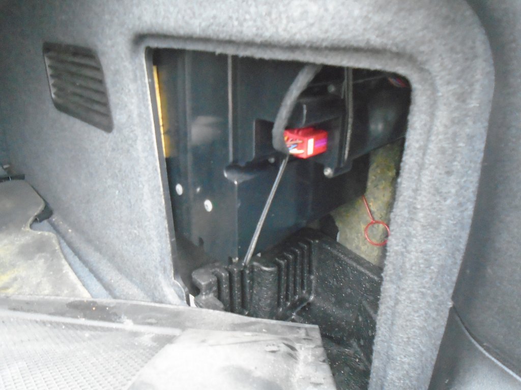 SUBWOOFER WZMACNIACZ oryginalny.jpg