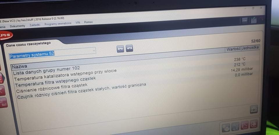 Taka temperatura się utrzymuje przez cały okres wypalania