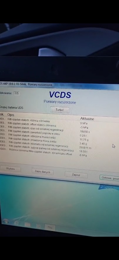 kolejny dzien podlaczam kompa wynik taki na zimnym silniku. i silnik pochodził ok. 10minut i uruhomiło się samo wypalanie DPF zdj 2