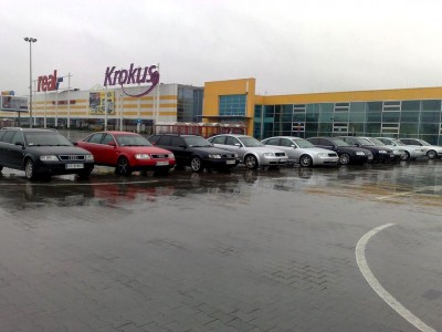 20100411761.jpg
